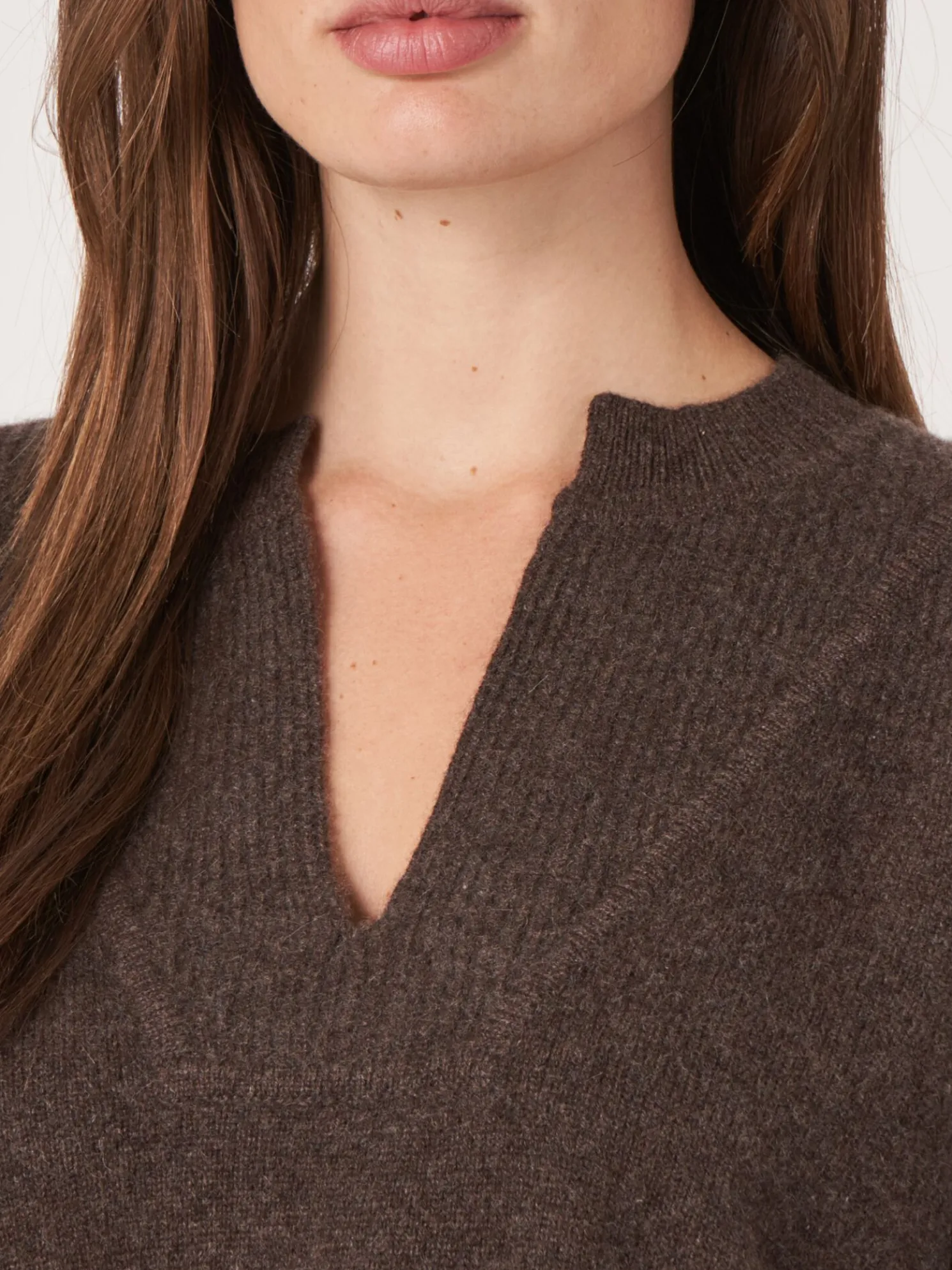 Cashmere Trui Met Kraag Met Split En Rib Detail