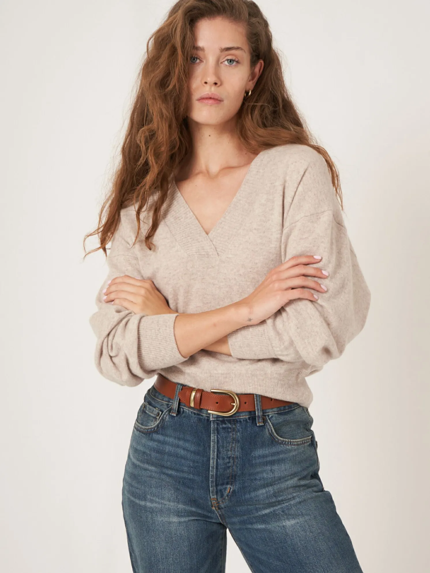 Cashmere Trui Met Diepe Geribde V-Hals