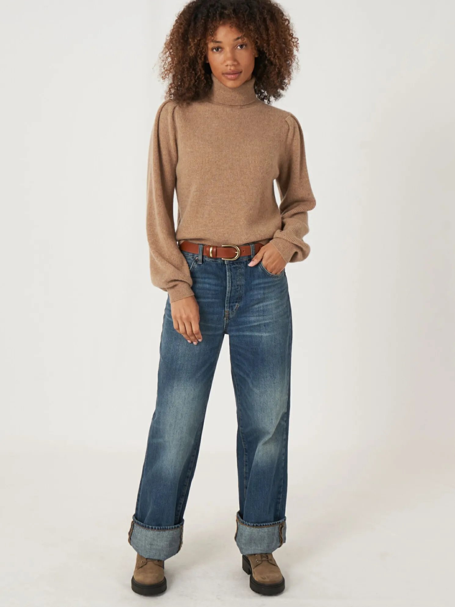 Fijn Gebreide Cashmere Trui Met Hoge Kraag