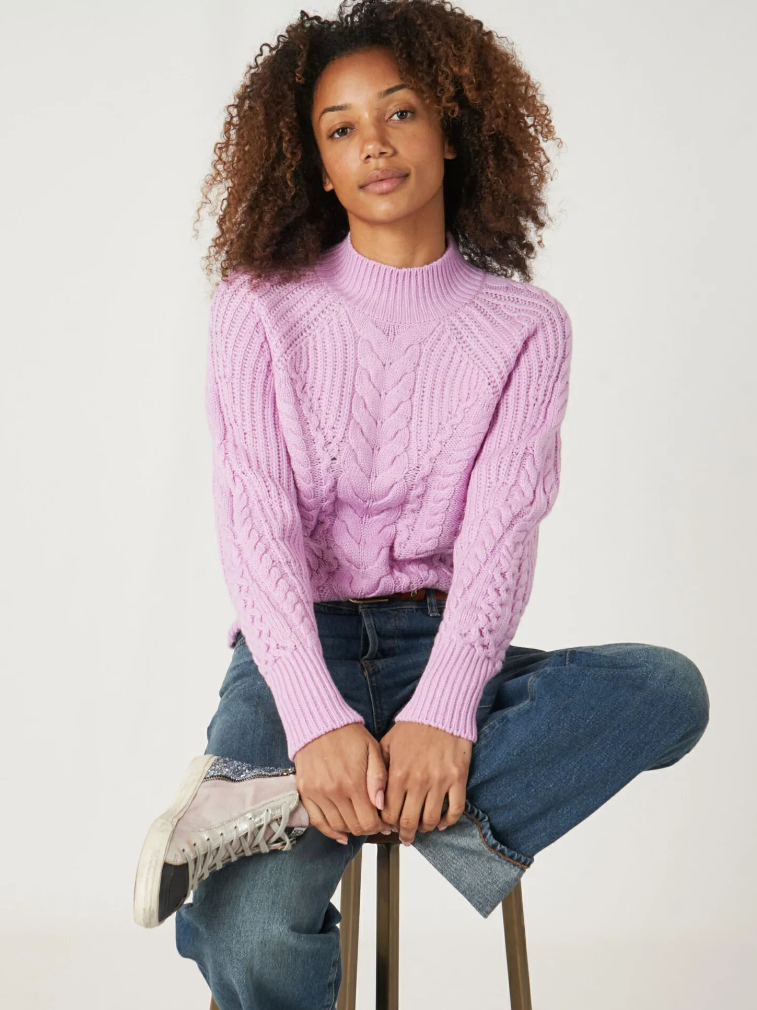 Kabeltrui Van Merinowol Met Opstaande Kraag