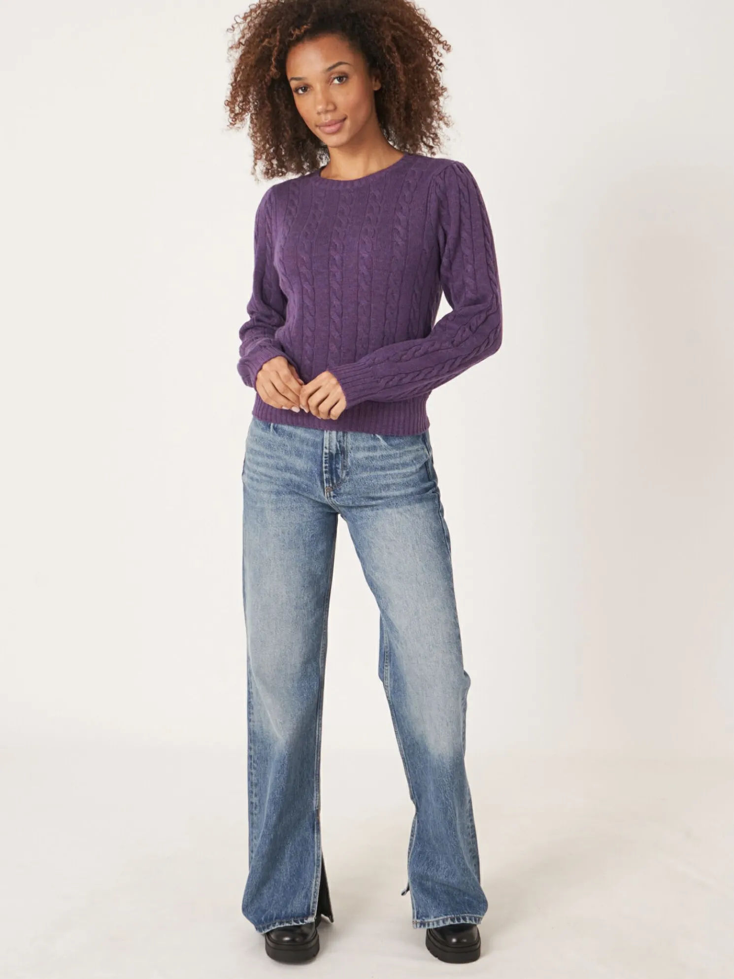 Korte, Gebreide Sweater Met Kabelpatroon Van Cashmeremix