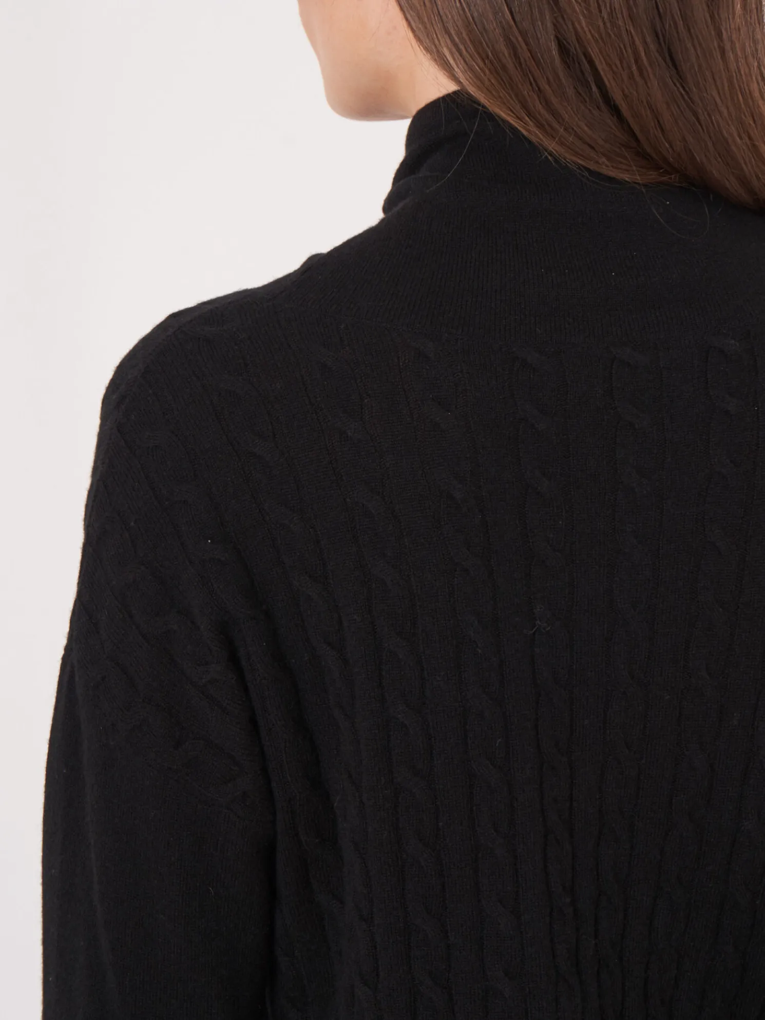 Trui In Fijn Kabelpatroon Met Opstaande Kraag En Trekkoord