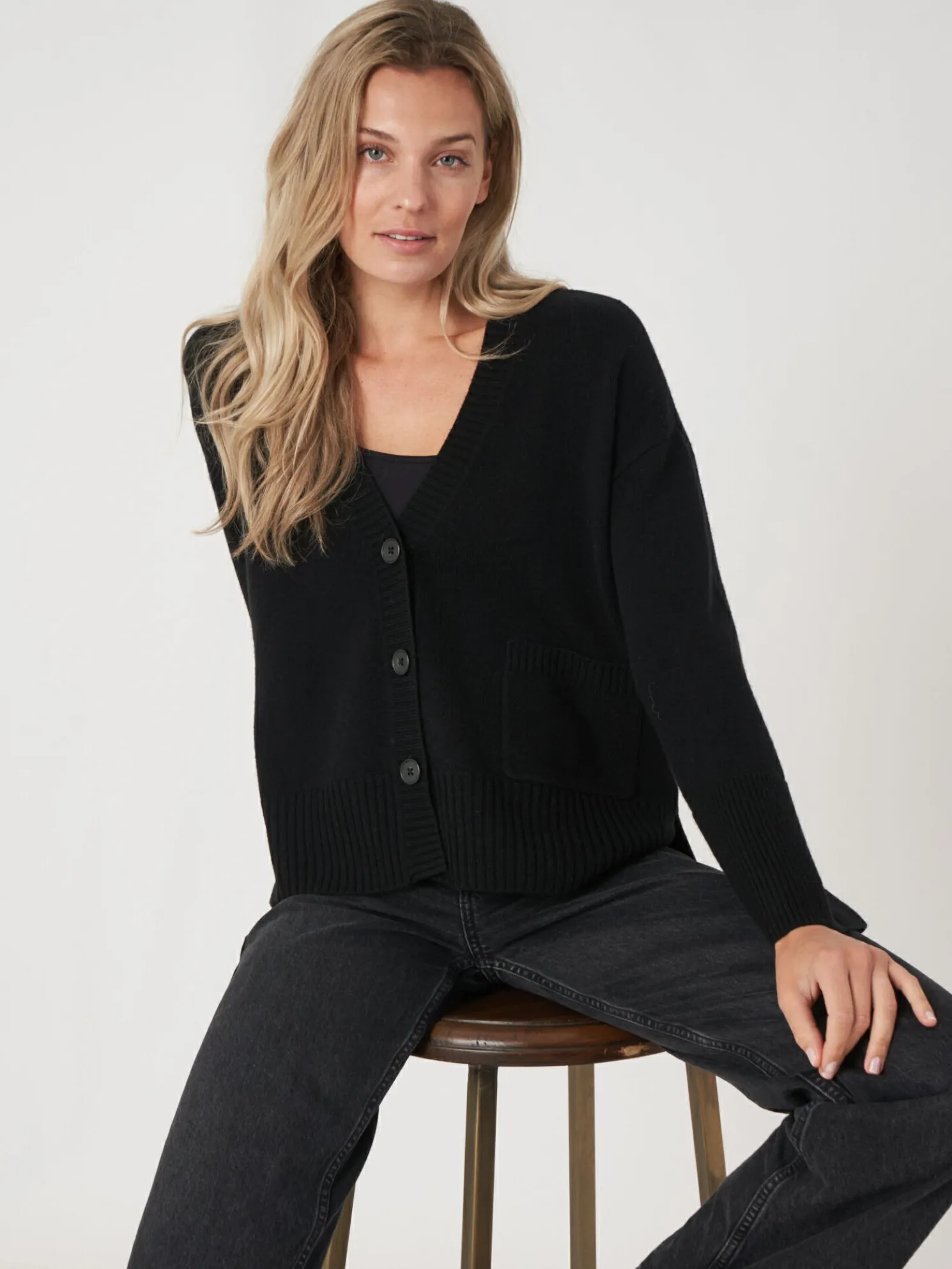 Vest Met Voorzak En Wijde Mouwen Met Geribd Detail