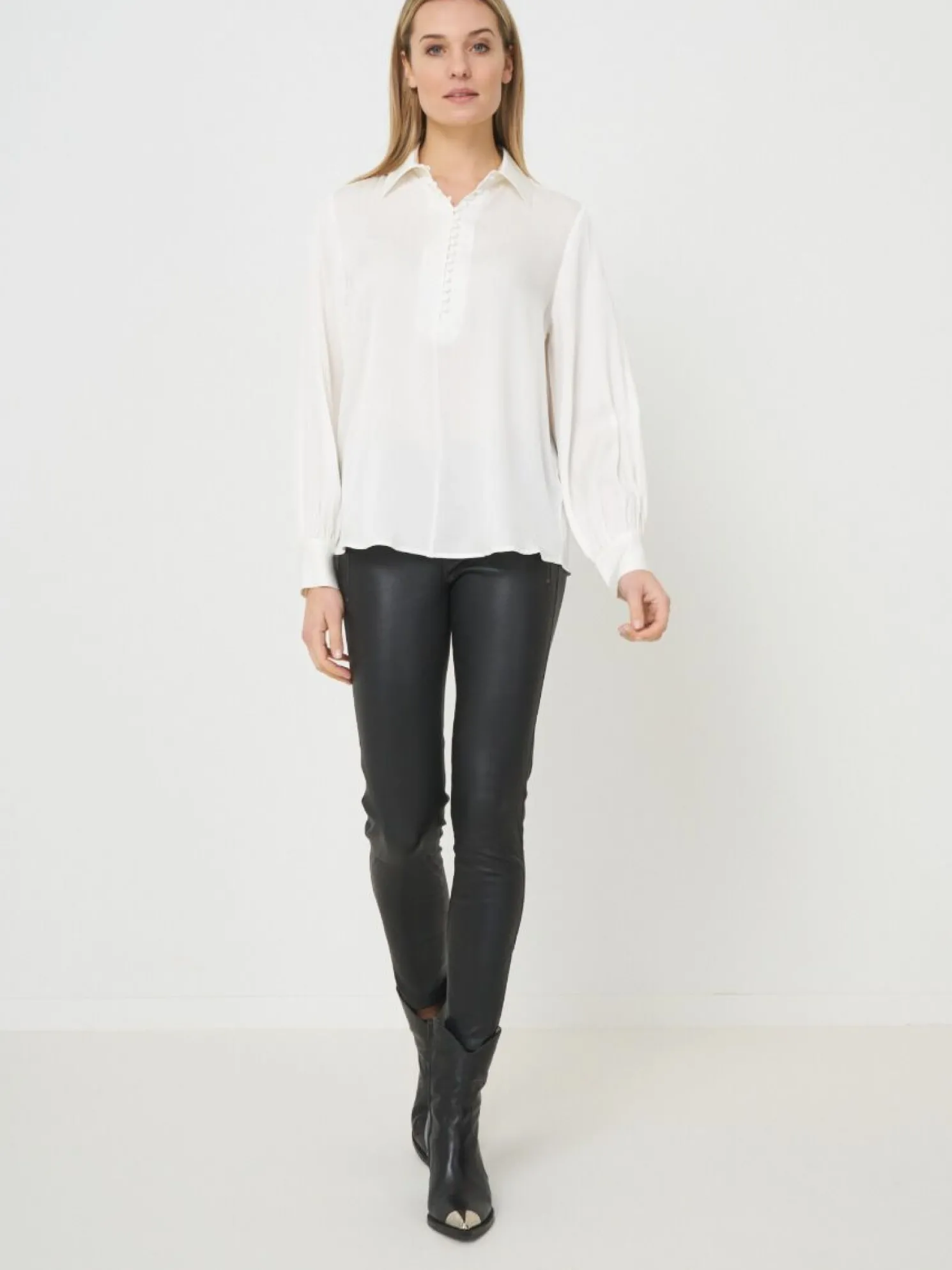 Zijden Overhemd Met Knoopsluiting Met Gestoffeerde Knopen